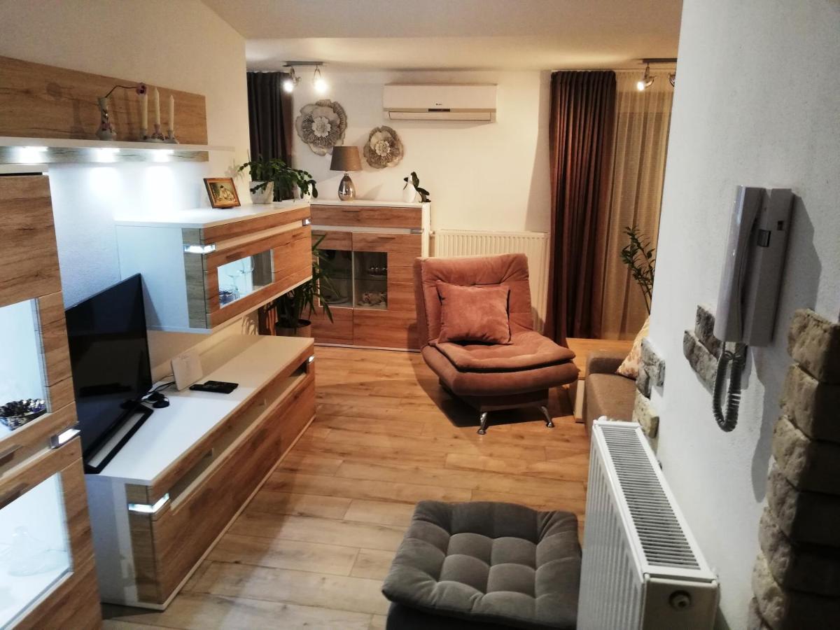 Appartamento Galéria šťastie Senec Esterno foto