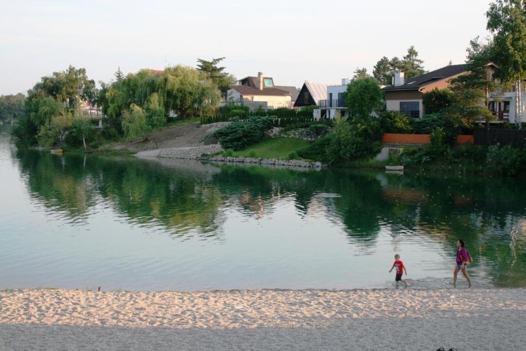 Appartamento Galéria šťastie Senec Esterno foto